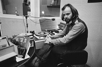 1972in-the-studio-at-the-bbc-in1