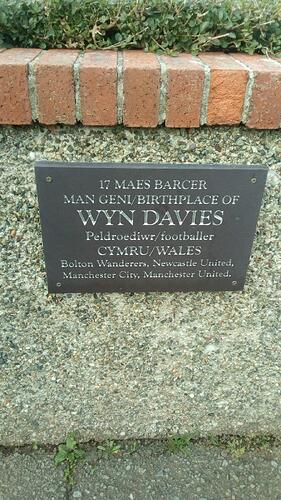 Plaque